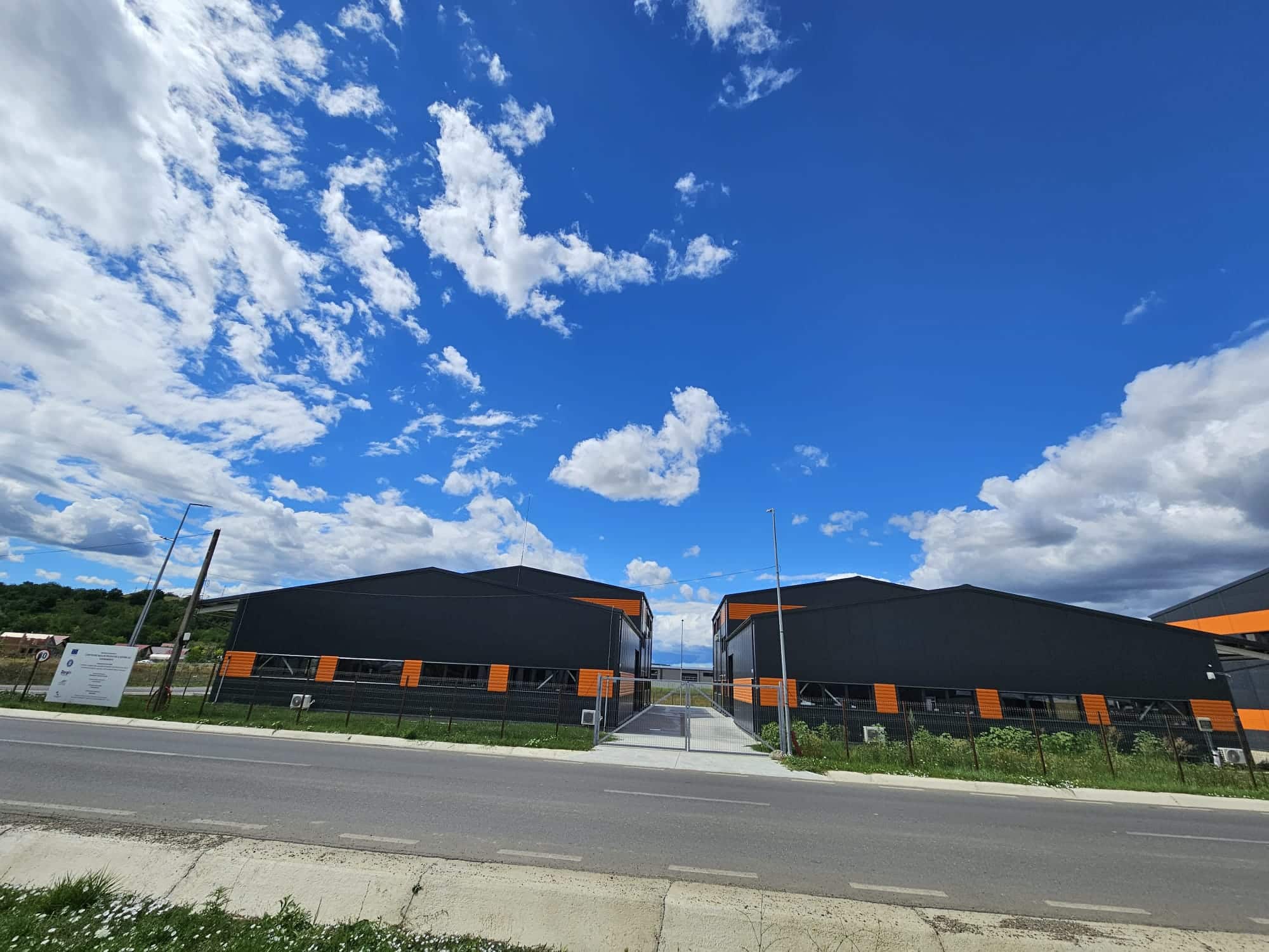 PROIECT POR 2014-2020 6 PROIECT POR 2014-2020 macheta finala.jpg